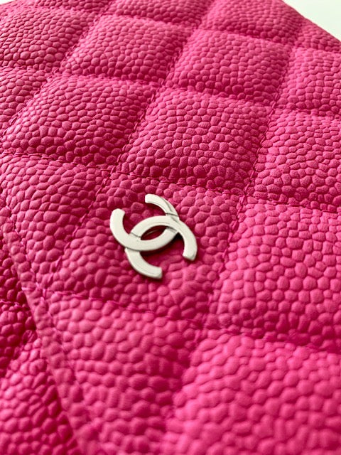 Protectors compatible with Vanity With Chain